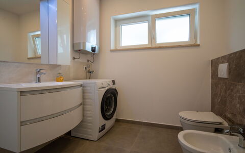 Artatore: Propriété, Luminaire Plomberie, Évier, Miroir, Salle De Bains, Robinet, Lavabo, Violet, Design Intérieur