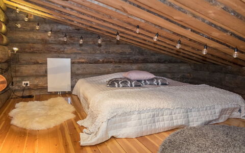 Salmikangas F1: Sol, Sol, Bois, Design Intérieur, Plafond, Parquet, Chambre, Domicile, Meubles, Lit