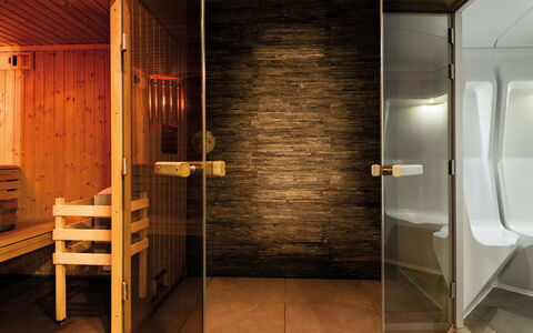 Bourg St Maurice 651: Bois, Sol, Sol, Ligne, Mur, Porte, Salle De Bains, Dur, Luminaire Plomberie