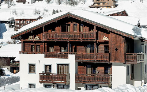 Les Gets 651: Neige, Bâtiment, Fenêtre, Propriété, Maison, Pente, Design Urbain, Bois, Monde, Matériel De La Propriété