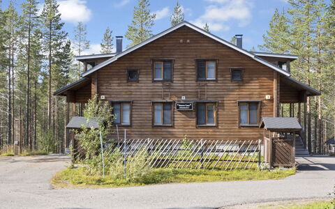 Nuovo Casa B: Chalet, Maison, Domicile, Batiments Jardin, Siding, Cabane En Rondins, Ferme, Biens, Cabanon, Cour