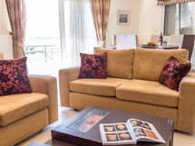Pyrgos Apartment