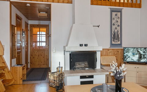 Siulapalkinen a 4: Bois, Meubles, Design Intérieur, Sol, Plafond, Sol, Pièce, Parquet, Salon, Dur