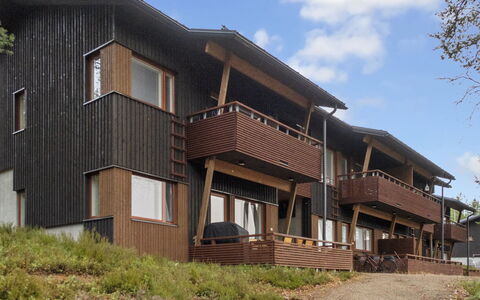 Vuokatti Panorama: Bois, Siding, Toit, Chalet, Maison, Domicile, Porte, Porche, Batiments Jardin, Ferme