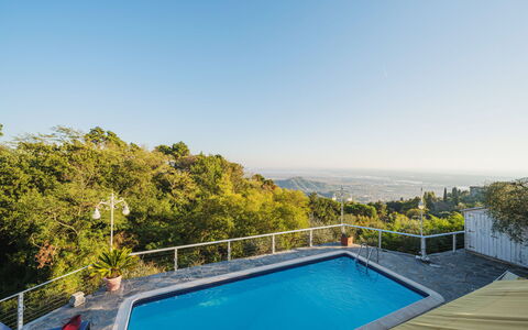 Villa Mistral: Bois, Éclairage, Design Intérieur, Sol, Sol, Salon, Immobilier, Dur, Table, Faisceau