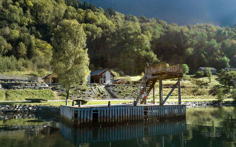Mathias: Paysage, Banque, Lac, Station De Montagne, Réservoir, Chalet, Rive, Vallée, Quai