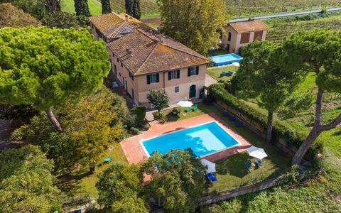 Scaletta + Girasole: Neige, Ciel, Montagne, Fenêtre, Nuage, Bâtiment, Maison, Pente, Arbre, Chalet