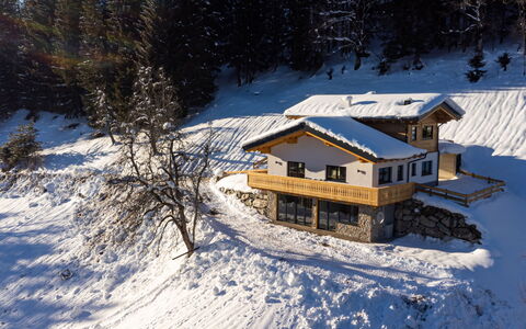 Alpenauszeit: Meubles, Confort, Bois, Canapé, Sol, Salon, Design Intérieur, Sol, Tache De Bois, Dur