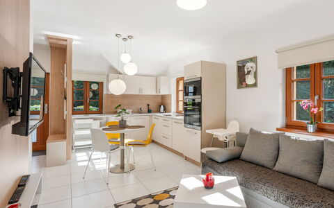 Posázaví: Meubles, Design Intérieur, Sol, Bois, Sol, Plafond, Pièce, Éclairage, Domicile, Salon