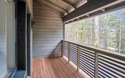 Lumi B 10: Balcon, Appartement, Ombre, Verre, Condominium, Balustrade, Porche, Daylighting, Plate-Forme, Mobilier De Jardin