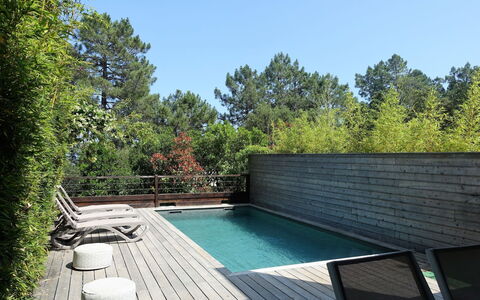 Solenzara 646: Ciel, L'Eau, Propriété, Plante, Piscine, Bâtiment, Herbe, Arbre, Loisir, Bois