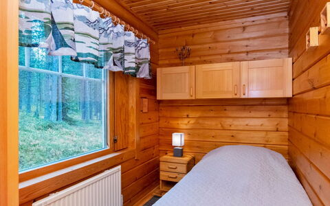 Pikku Pyhis: Balcon, Appartement, Ombre, Verre, Condominium, Balustrade, Porche, Daylighting, Plate-Forme, Mobilier De Jardin