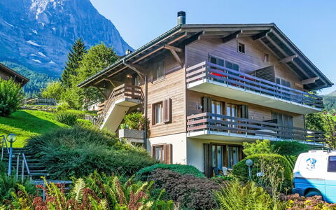 Réan: Maison, Station De Montagne, Chaîne De Montagnes, Pente, Chalet, Vallée, Balcon, Cour, Village De Montagne