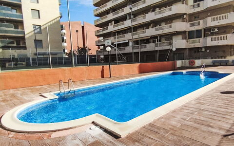 Albeniz: Bâtiment, Appartement, Zone Résidentielle, Condominium, Composite, Piscine, Ombre, Hôtel, Balcon