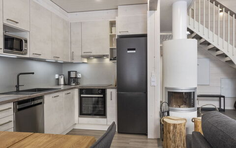 Levin Ahmahovi 2B: Bois, Maison, Neige, Chalet, Domicile, L'Hiver, Toit, Gelé, Siding, Pente