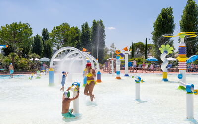 Desenzano 9: Des Loisirs, Parc Aquatique, Piscine, Loisir, Amusement, Vacances, Loisirs De Plein Air, Attraction Touristique