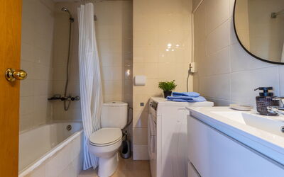 Logement:&nbsp;Catalunya 92 704.10