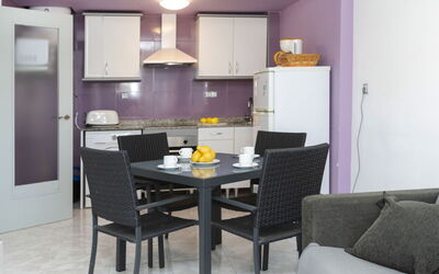 Logement:&nbsp;Jardines Family 206 718.2