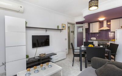 Logement:&nbsp;Jardines Family 206 718.2