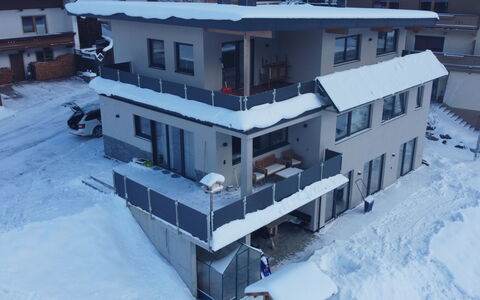 Wanglblick: Bâtiment, Neige, Fenêtre, Propriété, Monde, Maison, Gelé, Design Urbain, Condominium, Siding