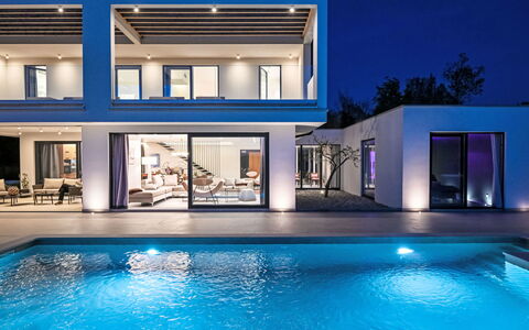 Villa Sonia: Domicile, Architecture, Façade, Biens, Piscine, Manoir, Villa, Recours, Eco Hôtel, Ombre