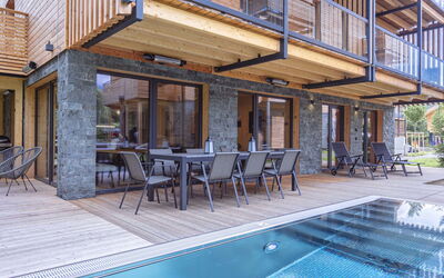 #2A mit Sauna & Pool 180.7: Ciel, Bâtiment, Propriété, Table, Meubles, Nuage, Montagne, Design Intérieur, Mobilier De Jardin, Bois