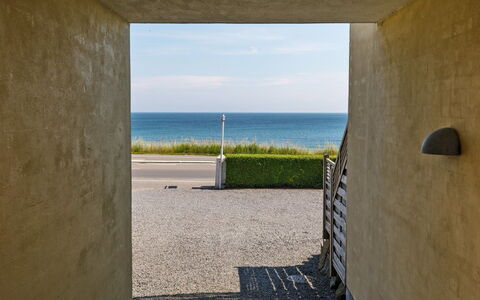 Gjuro - 50M from the Sea: Bois, Meubles, Appartement, Pièce, Plafond, Tache De Bois, Chaise, Dur, Vernis, Lumber