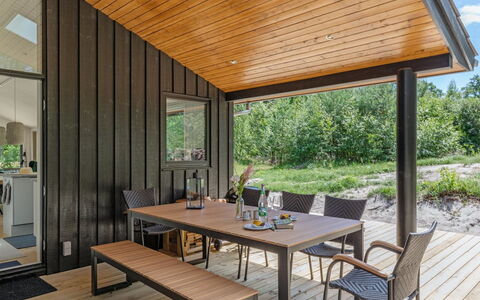 Anarosa - 200M from the Sea: Meubles, Design Intérieur, Canapé, Sol, Sol, Salon, Pièce, Table, Chaise, Appartement