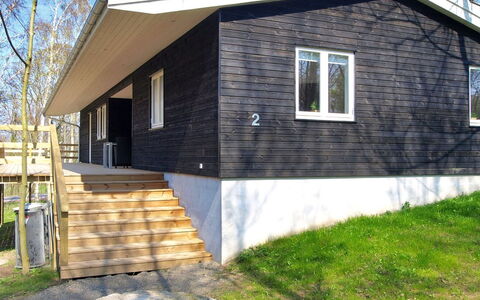 Lätizia - 300M from the Sea: Mur, Bois, Siding, Maison, Domicile, Architecture, Chalet, Toit, Composite, Porte