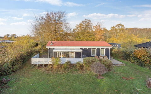 Anni - 250M from the Sea: Bois, Toit, Architecture, Domicile, Maison, Chalet, Siding, Dur, Pente, Biens