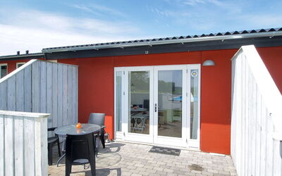 Valio - 6Km from the Sea