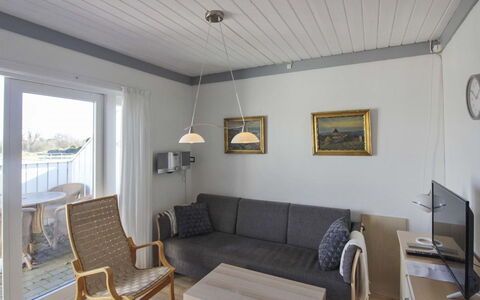 Fränze - 6Km from the Sea: Bois, Meubles, Appartement, Pièce, Plafond, Tache De Bois, Chaise, Dur, Vernis, Lumber