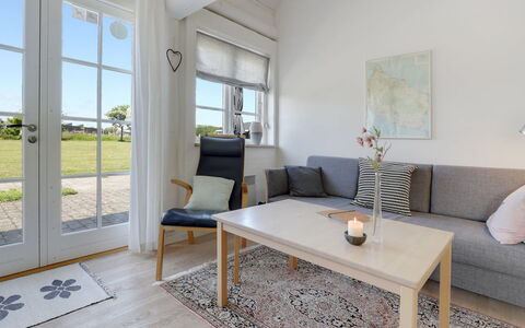 Antine - 6Km from the Sea: Bois, Toit, Domicile, Maison, Architecture, Siding, Lot Terre, Chalet, Cabanon, Batiments Jardin