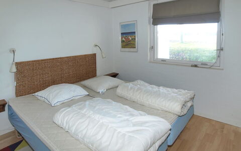 Thorke - 5Km from the Sea: Toit, Domicile, Porte, Chalet, Ombre, Siding, Cour, Biens, Arrière-Cour