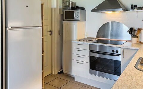Erica - 6Km from the Sea: Appareil De Cuisine, Cuisine, Principaux Appliance, Comptoir, Sol, Électroménager, Design Intérieur, Bois, Cabinetry, Meubles