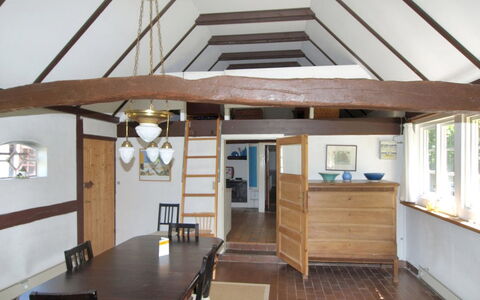 Viggo - 300M from the Sea: Bois, Maison, Chalet, Domicile, Toit, Zone Rurale, Siding, Cabane En Rondins, Batiments Jardin, Dur