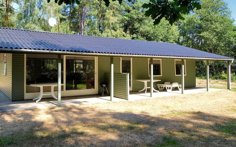 Øthger - 300M from the Sea: Toit, Maison, Domicile, Chalet, Siding, Biens, Allée, Batiments Jardin, Cour, Cabanon