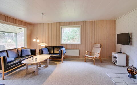 Øthger - 300M from the Sea: Toit, Maison, Domicile, Chalet, Siding, Biens, Allée, Batiments Jardin, Cour, Cabanon