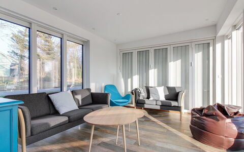 Benna - 120M from the Sea: Meubles, Design Intérieur, Parquet, Sol, Sol, Bois, Plafond, Revêtement De Sol Stratifié, Domicile, Salon