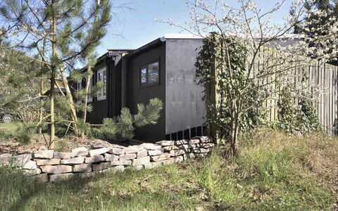 Evert - 250M from the Sea: Bois, Maison, Chalet, Domicile, Toit, Zone Rurale, Siding, Cabane En Rondins, Batiments Jardin, Dur