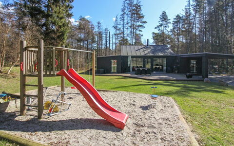 Elza - 800M from the Sea: Toit, Maison, Lot Terre, Domicile, Chalet, Biens, Batiments Jardin, Ombre, Cabane En Rondins, Aménagement Paysager