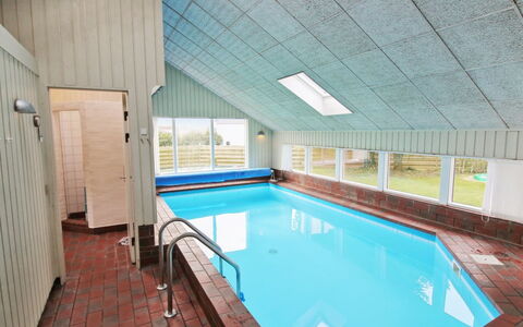 Elisabeth - 400M from the Sea: Piscine, Mobilier De Jardin, Meubles, Recours, Dalle, Eco Hôtel, Ombre, Chaise, Loisir, Biens