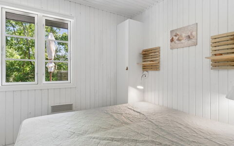 Blakke - 250M from the Sea: Bois, Sol, Sol, Chambre, Design Intérieur, Plafond, Parquet, Planche, Lit, Pièce