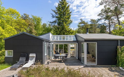 Muriel - 150M from the Sea: Bois, Maison, Chalet, Domicile, Toit, Zone Rurale, Siding, Cabane En Rondins, Batiments Jardin, Dur