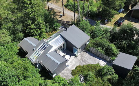 Muriel - 150M from the Sea: Bois, Maison, Chalet, Domicile, Toit, Zone Rurale, Siding, Cabane En Rondins, Batiments Jardin, Dur