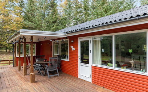 Jaarne - 800M from the Sea: Herbe, Arbuste, Maison, Jardin, Domicile, Chalet, Lot Terre, Pelouse, Couverture De Sol