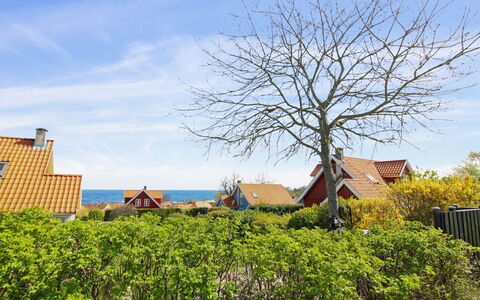 Skoge - 500M from the Sea: Herbe, Arbuste, Maison, Jardin, Domicile, Chalet, Lot Terre, Pelouse, Couverture De Sol