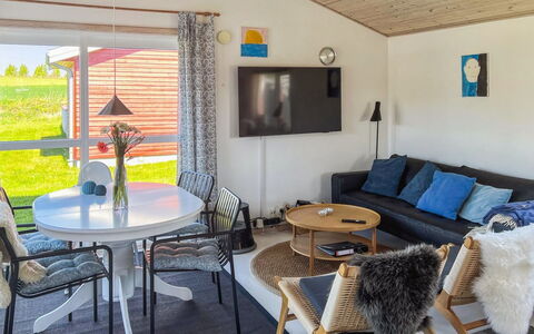Carlie - 2.8Km from the Sea: Bois, Maison, Chalet, Domicile, Toit, Zone Rurale, Siding, Cabane En Rondins, Batiments Jardin, Dur