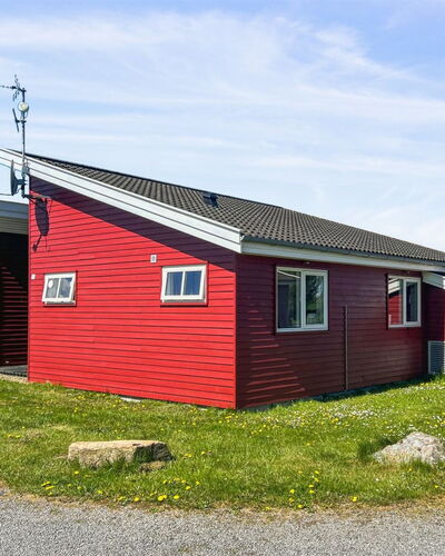 Carlie - 2.8Km from the Sea