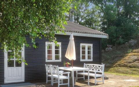 Kristine - 4Km from the Sea: Bois, Maison, Chalet, Domicile, Toit, Zone Rurale, Siding, Cabane En Rondins, Batiments Jardin, Dur